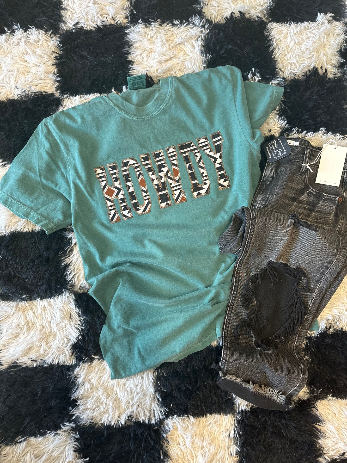 Howdy Applique Tee